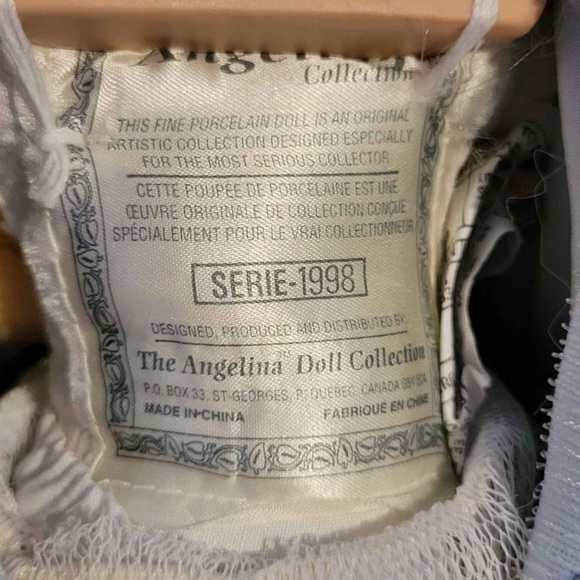 Poupée de collection /porcelain doll - Picture 3 of 3